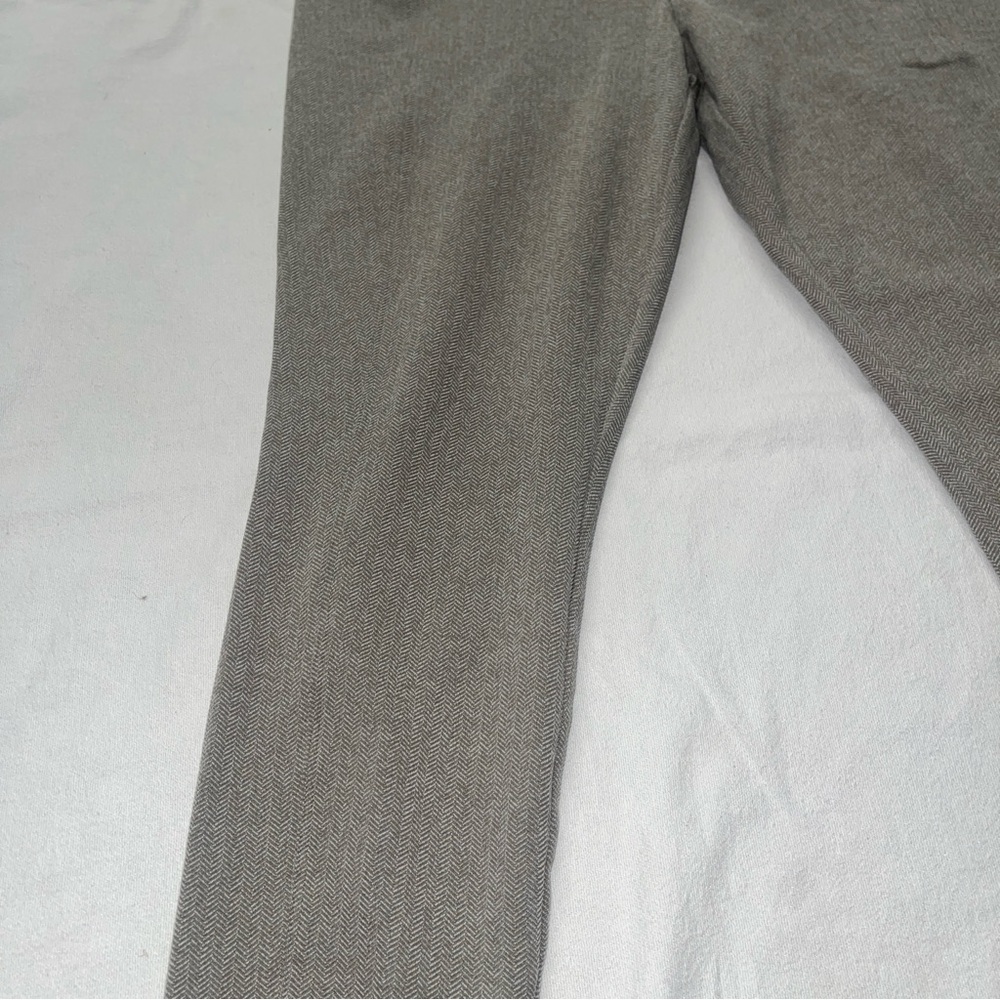 Athleta Gray Herringbone Leggings | Back Zip Pocket | Pull On Stretch Pants - Picture 2 of 13